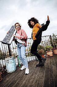 Casio CT-S300 Casiotone 61-Key Touch Sensitive Portable Keyboard (Black): Amazon.in: Musical Instruments