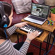 Alesis VMini | Portable 25-Key USB MIDI Keyboard Controller with 4 Backlit Sensitive Pads, 4 Assignable Encoders and ...