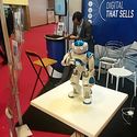 Guillaume Fischer's post on Vine: Venez voir un robot qui danse sur du Mickael Jackson sur le stand de @wax_int !!! #...