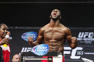 UFC inks exclusive deal with Reebok, uniform program to roll out July 2015