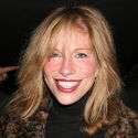 CARLY SIMON BATTLES BACK FROM BREAST CANCER
