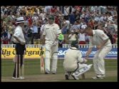 Ashes Cricket 2005 Freddy Flintoff shakes Brett Lee's hand