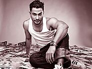 Kunal Khemu Height | Age | Girlfriend | Family | Biography | Wiki