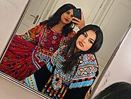 Połącz damskie dżinsowe szorty z odkrytymi ramionami