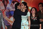 Shah Rukh Khan kissing Deepika Padukone