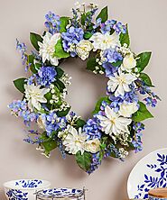 Gorgeous Blue And Purple Hydrangea Wreath Ideas For Spring