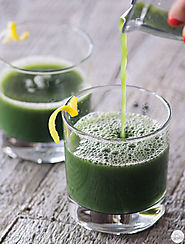 Green Goddess Juice: Broccoli, Pineapple, Cucumber