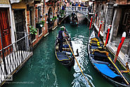 1 Day Trip to Venice - the Famous Gondola ride is a must in Venice