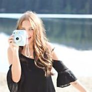 Girl in Betsey (@krystintysire) * Instagram photos and videos