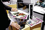 Photo Printing and Merchandise Tactics Retailers Use to Present and Promote Their Goods In-Store