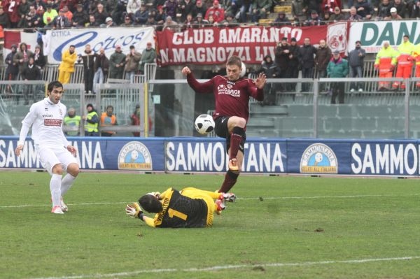 Livorno-Pro Vercelli 2-0
