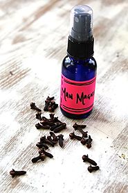 Vanilla Clove Body Oil Spray | HelloNatural.co