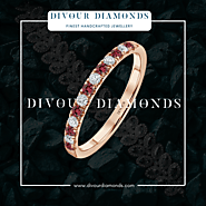 What Are the Etiquettes for Wearing Diamond Wedding Bands?