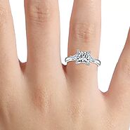 Choosing the Perfect Diamond Trilogy Ring: A Guide to Eternal Elegance