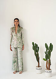 Iris | Women's Printed Pants and Blazer Suit - Detales Fashion