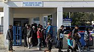 Volunteers leave Greek island after attacks on refugees