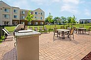 Baymont Inn & Suites Green Bay - 2840 S. Oneida Street, Green Bay, WI, US, 54304, 2.5 stars