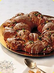 La tradizione dei dolci di Natale è talmente varia in Italia che, da nord a sud, sono presenti una miriade di dolci t...