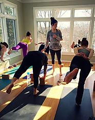 Yoga startup grounds itself in community | The Rapidian