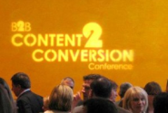 8 Steps To Build A Content Hub That Converts [Slides]