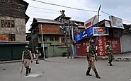 Curfew remains in force in Srinagar, Anantnag and Pampore - News Nation