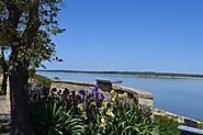 Tuttle Creek Lake: There's a parking lot with this overlook just off the road heading to the campgrounds.