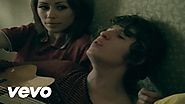 The Kooks - She Moves In Her Own Way