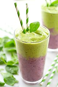 Layered Mixed-Berry Green Power Smoothie
