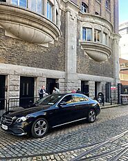 Arrive in Style: Five Compelling Reasons to Choose Limousine Service in Dublin
