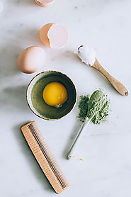 A Matcha Green Tea Hair Mask + Rinse For Healthy, Shiny Hair | Hello Glow