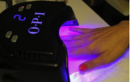 Gel manicures: Safety concern over UV light