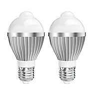 KINGSO 2 Pack Motion Sensor Light Bulb 5W E26/E27 Infrared Motion Detection LED Bulb Auto Switch Energy Saving Night ...