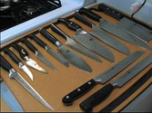 How to Choose Kitchen Knives : Choosing Kitchen Knives