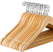 Top 8 Best Wooden Hangers 2017 - Buyer's Guide (December. 2017)