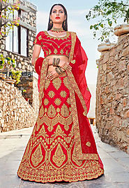 Buy designer bridal lehenga online from ParivarCeremony