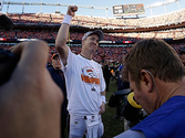 Manning savors moment as Broncos earn Super Bowl spot