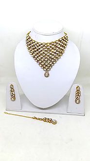 Bollywood Style Traditional Necklace Sets In Choker Style With Earring and Tikka - RunwayFashions