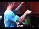 Joe Rogan In The Kitchen : Green Kale Shake