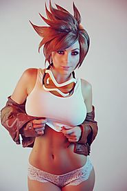 Jessica Nigri as Tracer from Overwatch