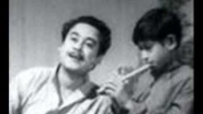 Aa Chal Ke Tujhe Main Leke Chalun Kishore Kumar Film Door Gagan Ki Chaon Main (1964).. - YouTube