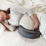 What are the Best Pillows for Pregnant Women? - Piles of Pillows