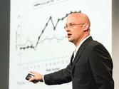 Clay Shirky: How cognitive surplus will change the world