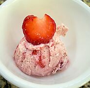 Fresh Strawberry Ice Cream Recipe | No-Machine Strawberry Ice cream