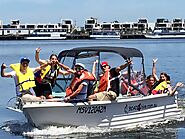 Get Out In The Water And Relax: Luxury Boat Hire In Melbourne