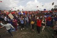 Thousands gather in Nepal for human flag record