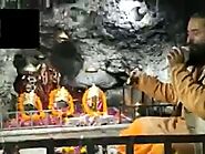 खुल गए माता वैष्णो देवी गुफा योग मंदिर के पट, देखिए वीडियो, कीजिए दर्शन