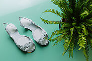 Website at https://www.linkedin.com/company/sunies-women-summer-sandals