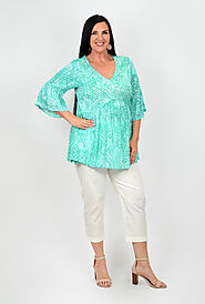 Shop Women's Plus Size Short Sleeve Tops at Cotton Dayz