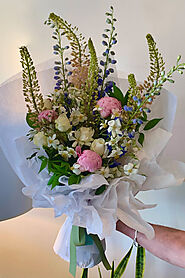 Select Beautiful Flower Bouquets In Melbourne | Antaeus Flowers