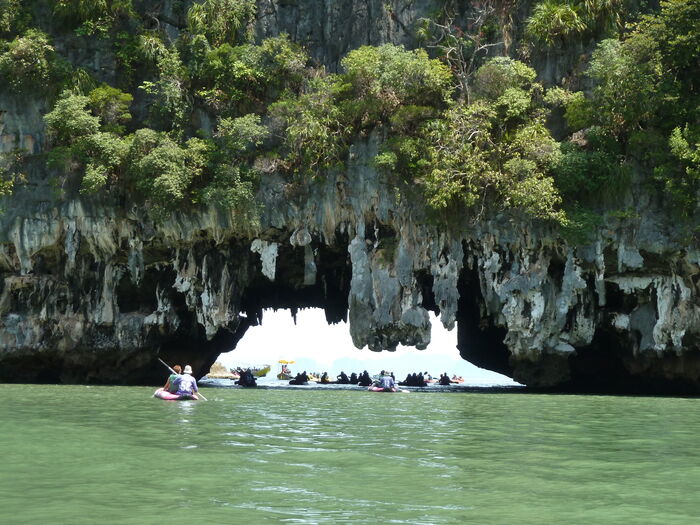 National parks to visit in Thailand | A Listly List